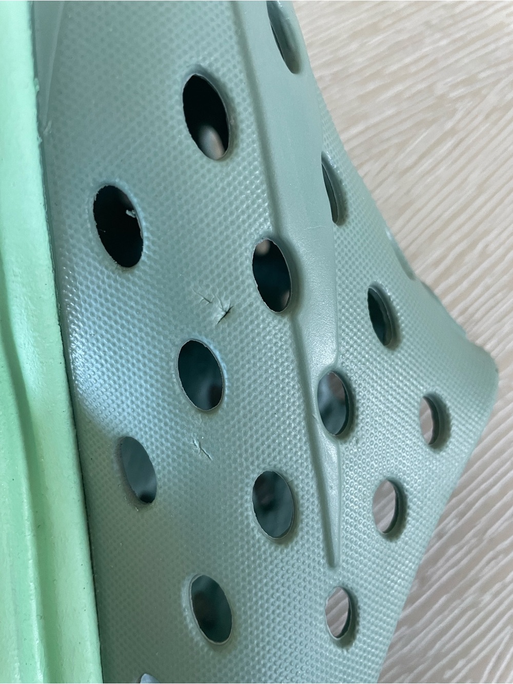 Kane Revive Shoes in Mint Green with Coral Pull Tabs.  Unisex Sizing M7 W9 - Picture 7 of 7